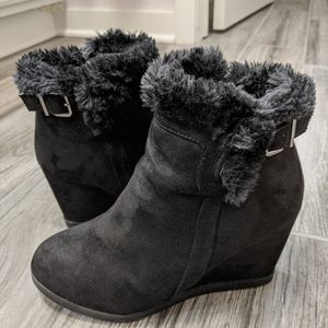 Dressbarn Faux Fur Lined Highheel Boots